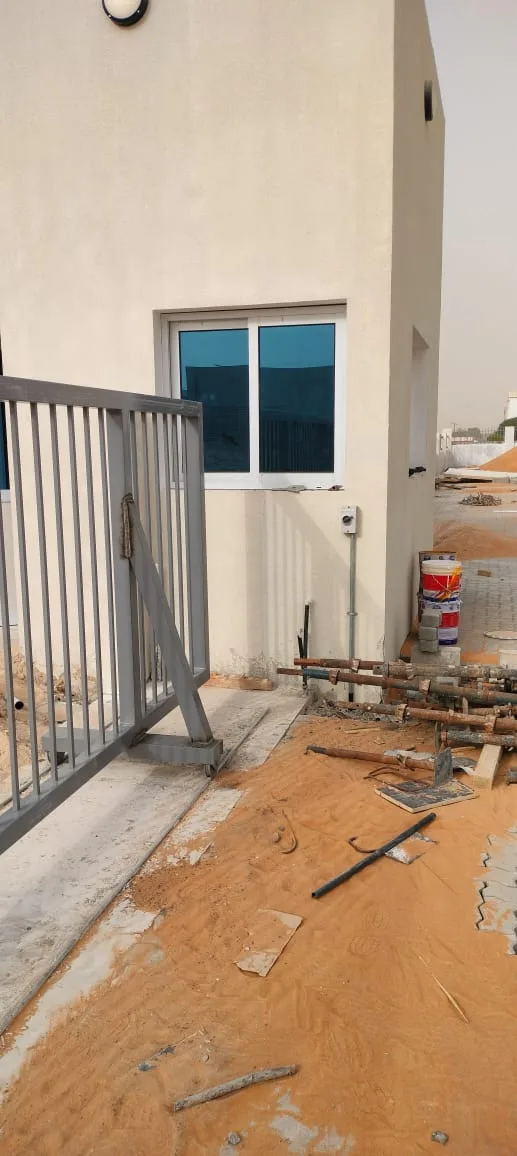 24m Double-Track Sliding Gate — view 1